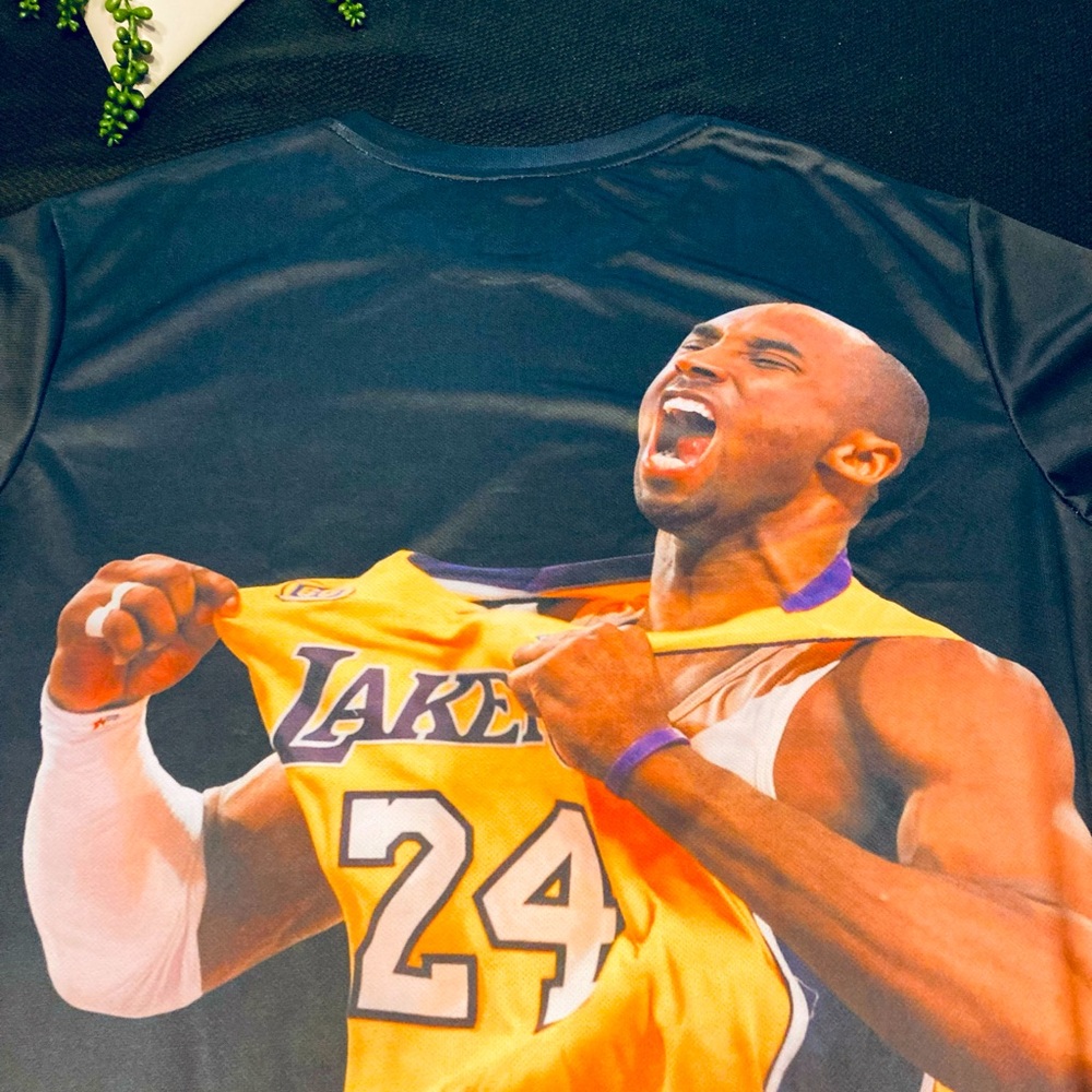 Basketball Super Star Kobe Bryant T Shirt ❤️🏀
